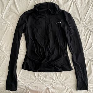 NVGTN Black Focus Pullover